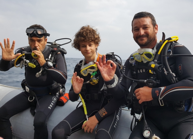 Salida de buceo en barco en Javea